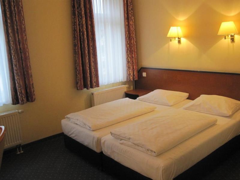 Hotel Amadeus Dresden Neustadt Exterior photo